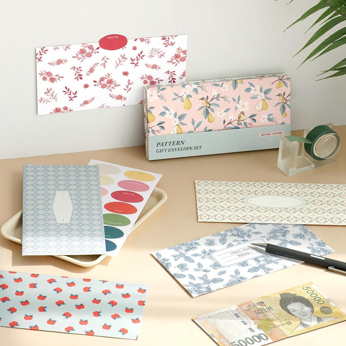 Iconic Pattern Envelope Set - 24 Envelopes + 28 Stickers